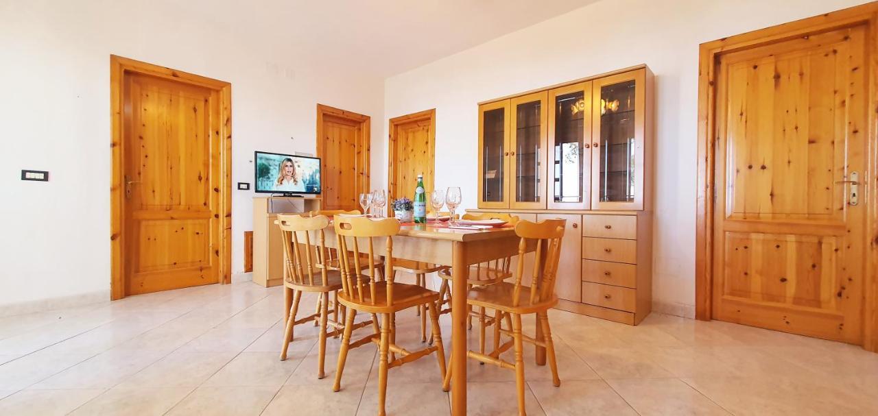 كابو فاتيكانو Naturamare Apartments - Piscina Idromassaggio Con Vista Mare Aperta Fino Alle Ore 22-00 المظهر الخارجي الصورة