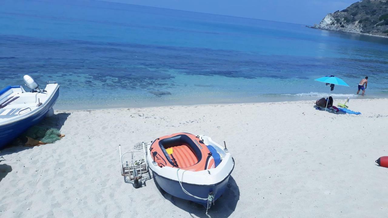 كابو فاتيكانو Naturamare Apartments - Piscina Idromassaggio Con Vista Mare Aperta Fino Alle Ore 22-00 المظهر الخارجي الصورة