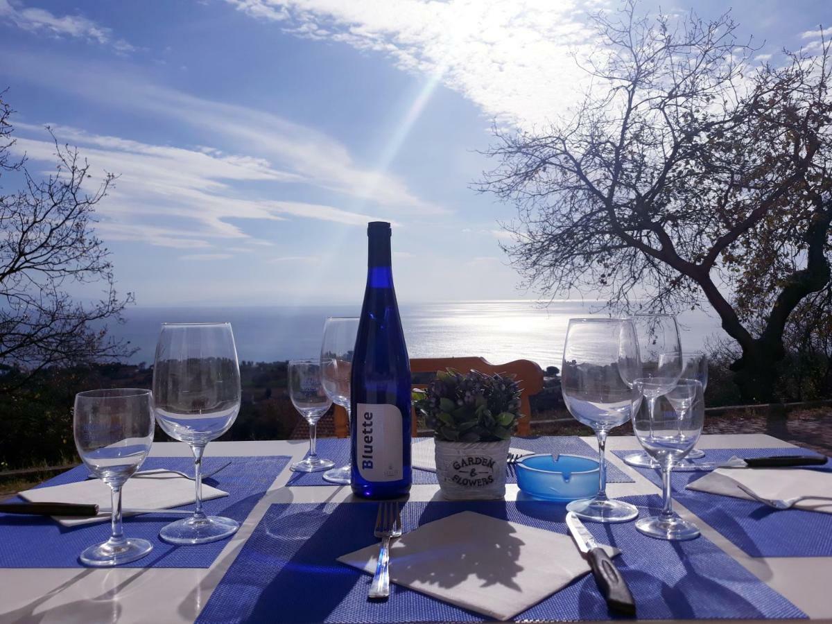 كابو فاتيكانو Naturamare Apartments - Piscina Idromassaggio Con Vista Mare Aperta Fino Alle Ore 22-00 المظهر الخارجي الصورة